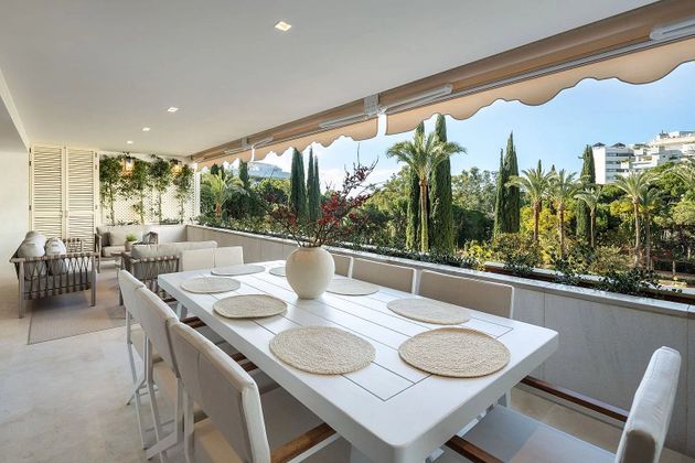 Foto 1 de Piso en venta en Playa Bajadilla - Puertos de 3 habitaciones con terraza y jardín