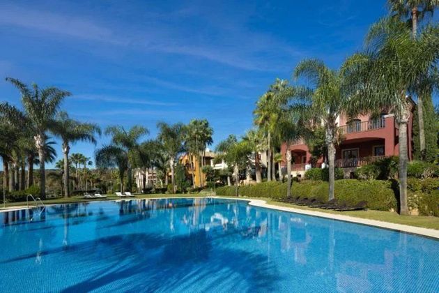 Foto 2 de Xalet en venda a Puerto Banús de 5 habitacions amb terrassa i piscina