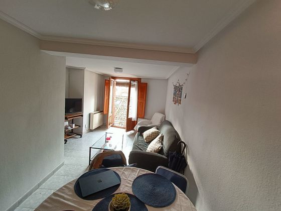 Foto 2 de Pis en lloguer a calle Cervantes de 2 habitacions amb mobles i balcó