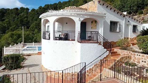 Foto 2 de Casa rural en venda a Oliva pueblo de 4 habitacions amb terrassa i piscina