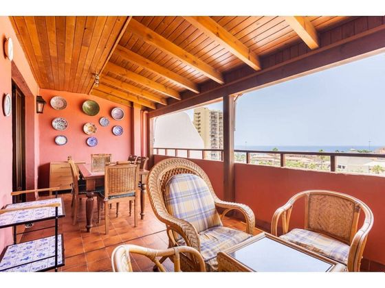 Foto 2 de Dúplex en venda a Los Cristianos - Playa de las Américas de 4 habitacions amb terrassa i piscina
