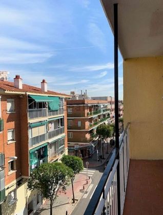 Foto 1 de Pis en lloguer a Opañel de 2 habitacions amb terrassa i aire acondicionat