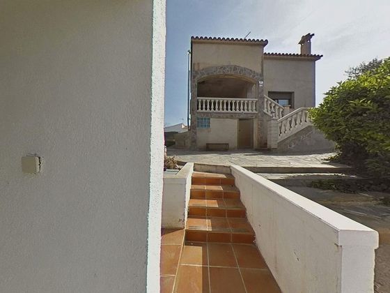 Foto 1 de Casa en venta en Bisbal del Penedès, la de 3 habitaciones con terraza y garaje