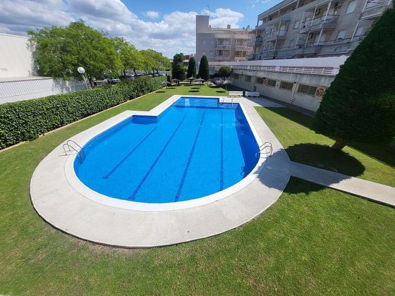Foto 1 de Pis en venda a Centre - Torredembarra de 2 habitacions amb terrassa i piscina