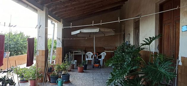 Foto 1 de Venta de casa rural en La Foia - Daimés - Asprella de 4 habitaciones con garaje y jardín