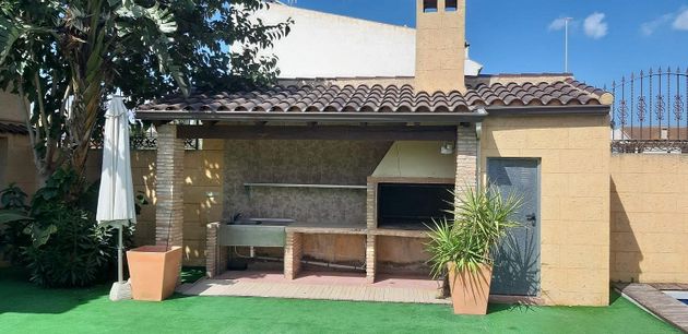 Foto 2 de Xalet en venda a Catral de 7 habitacions amb terrassa i piscina