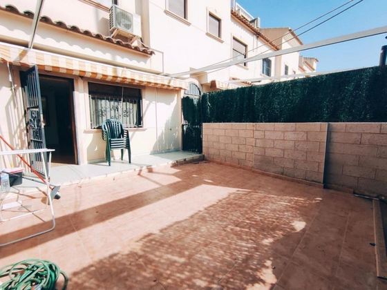 Foto 2 de Piso en venta en San Fulgencio de 2 habitaciones con terraza y piscina