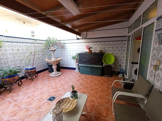 Foto 2 de Venta de dúplex en Carrús Est - Camí dels Magros de 4 habitaciones con terraza y garaje