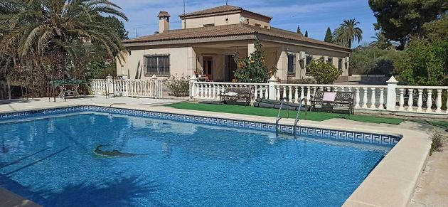 Foto 1 de Xalet en venda a Peña de las Águilas de 7 habitacions amb terrassa i piscina