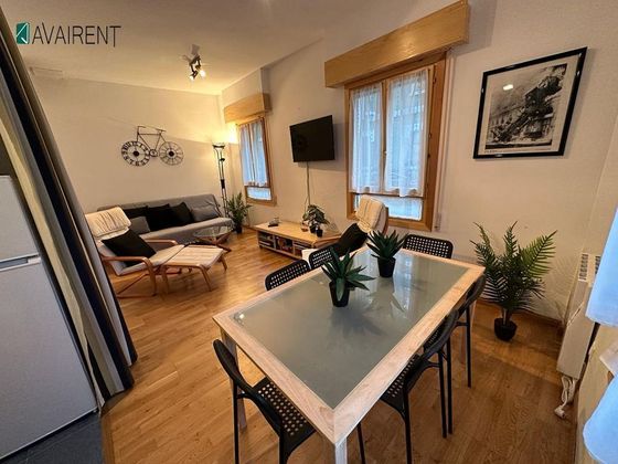 Foto 1 de Dúplex en alquiler en Canfranc de 2 habitaciones con muebles y calefacción