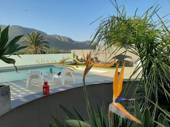 Foto 1 de Chalet en venta en Orba de 3 habitaciones con terraza y piscina
