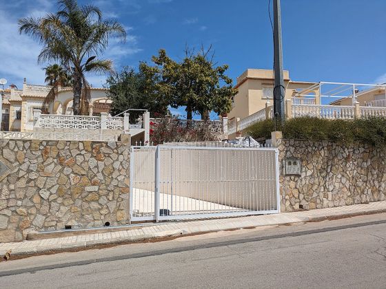 Foto 1 de Xalet en venda a Oliva pueblo de 8 habitacions amb terrassa i piscina