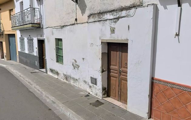 Foto 1 de Casa en venda a calle Julián Romero de 3 habitacions amb terrassa i jardí