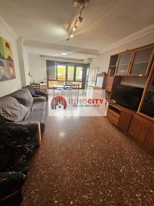 Foto 1 de Piso en alquiler en Ciutat Jardí de 3 habitaciones con aire acondicionado y calefacción