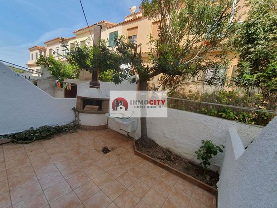 Foto 2 de Venta de casa en El Perelló - Les Palmeres - Mareny de Barraquetes de 4 habitaciones con terraza y garaje