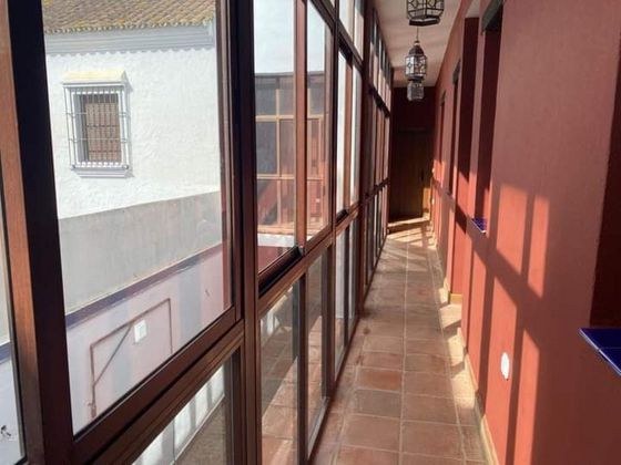 Foto 2 de Casa en venta en calle Torre Carbonero de 12 habitaciones y 200 m²