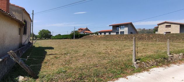 Foto 2 de Venta de terreno en calle Camín D'aramanti de 1500 m²