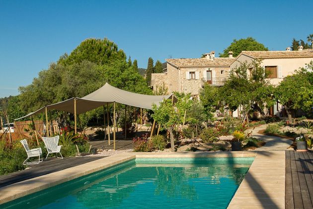 Foto 1 de Casa rural en venda a Lloseta de 9 habitacions amb terrassa i piscina