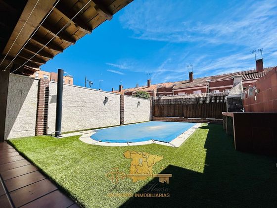 Foto 1 de Casa en venda a Fuentebella-San Felix-El Leguario de 4 habitacions amb terrassa i piscina