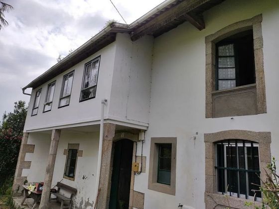 Foto 2 de Casa adossada en venda a calle Espeldoña de 4 habitacions amb jardí