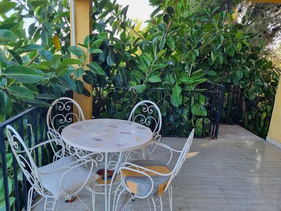 Foto 1 de Casa en venda a calle Del Serradal de 4 habitacions amb terrassa i piscina