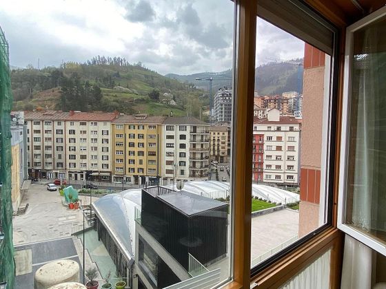 Foto 1 de Venta de piso en calle Muzategi Kalea de 1 habitación con balcón y calefacción