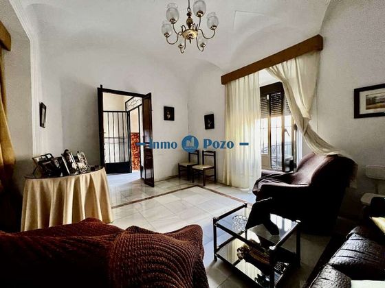 Foto 2 de Casa en venda a Almendralejo de 3 habitacions amb terrassa i aire acondicionat