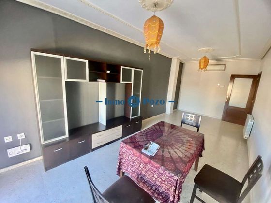 Foto 2 de Piso en venta en Almendralejo de 4 habitaciones con garaje y aire acondicionado