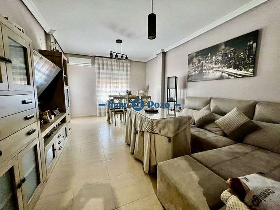 Foto 2 de Piso en venta en Almendralejo de 4 habitaciones con garaje y balcón