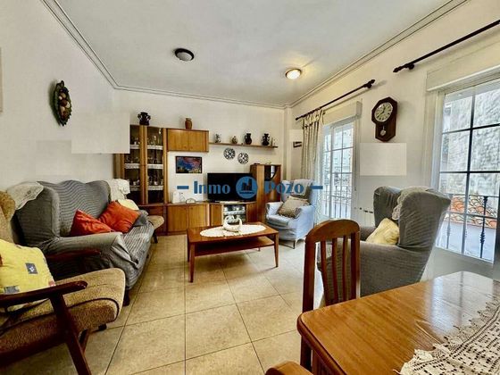 Foto 2 de Piso en venta en Almendralejo de 2 habitaciones con garaje y balcón