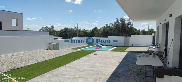 Foto 1 de Casa en venda a Almendralejo de 4 habitacions amb piscina