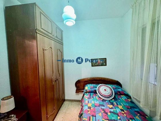 Foto 2 de Pis en venda a Almendralejo de 4 habitacions i 100 m²