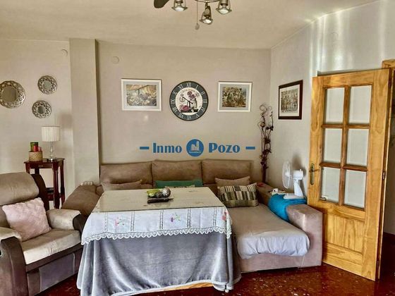 Foto 2 de Pis en venda a Almendralejo de 4 habitacions amb balcó