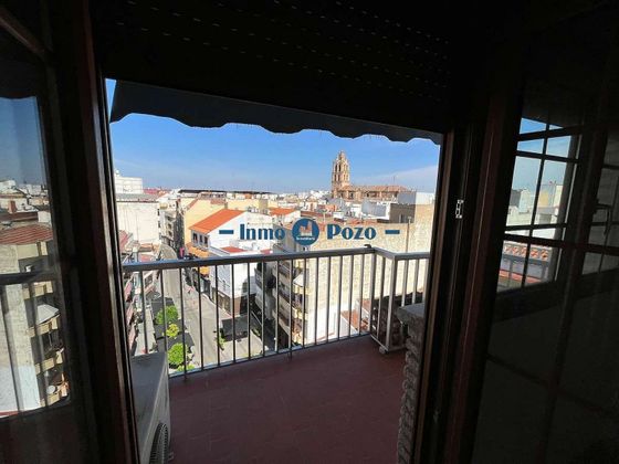 Foto 2 de Piso en venta en Almendralejo de 3 habitaciones con balcón y aire acondicionado