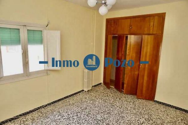 Foto 2 de Piso en venta en Almendralejo de 4 habitaciones con terraza y ascensor