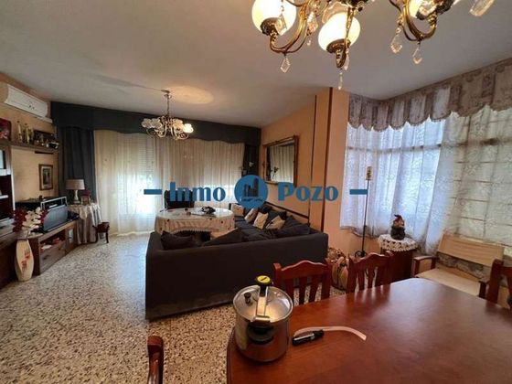 Foto 1 de Piso en venta en Almendralejo de 4 habitaciones con balcón y aire acondicionado