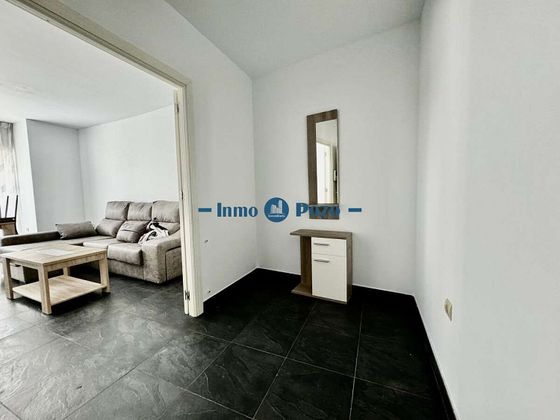 Foto 2 de Piso en venta en Almendralejo de 2 habitaciones con balcón y aire acondicionado