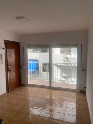 Foto 2 de Venta de piso en Zona Puerto Deportivo de 2 habitaciones con terraza y balcón