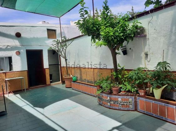 Foto 2 de Casa en venta en Valencina de la Concepción de 4 habitaciones con terraza y balcón