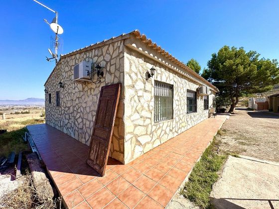 Foto 1 de Casa rural en venda a calle Diseminado Purias de 3 habitacions amb terrassa i piscina