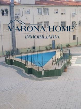 Foto 1 de Piso en venta en Sector Sur de 3 habitaciones con terraza y piscina