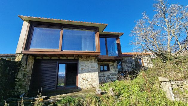 Foto 2 de Casa rural en venda a Oia de 3 habitacions amb terrassa i piscina