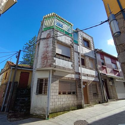 Foto 1 de Casa rural en venta en calle Ramiro del Río Cañotas de 4 habitaciones con balcón