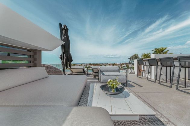 Foto 2 de Chalet en venta en calle Real Urbanización Celeste Marbella No Marb de 4 habitaciones con terraza y piscina