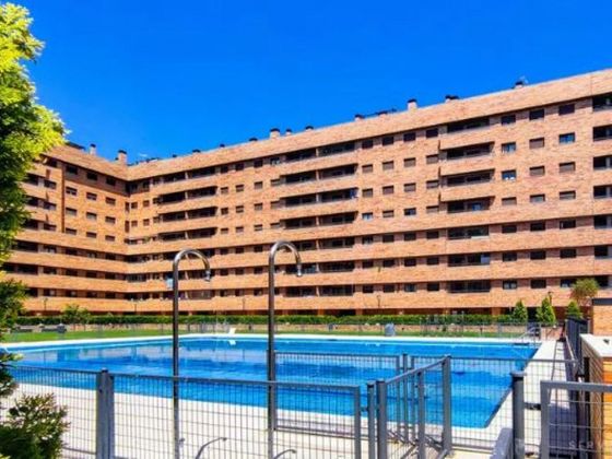 Foto 2 de Ático en venta en El Quiñón de 2 habitaciones con terraza y piscina