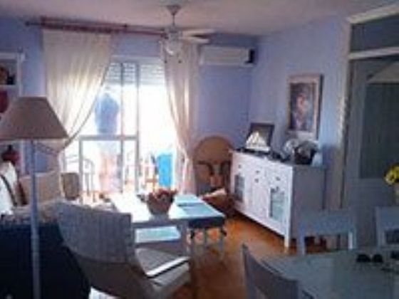 Foto 2 de Piso en alquiler en calle Olas de 3 habitaciones con terraza y piscina