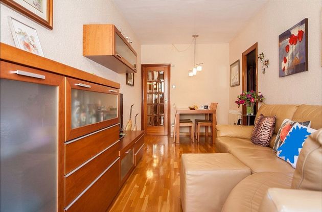 Foto 2 de Pis en venda a La Plana de 3 habitacions amb garatge i balcó