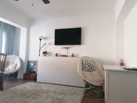 Foto 1 de Piso en alquiler en Marquès de la Fontsanta - Pere Garau de 4 habitaciones con muebles y aire acondicionado