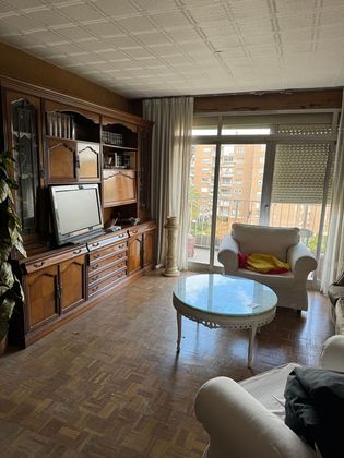 Foto 1 de Venta de piso en calle Corbeta de 3 habitaciones con garaje y jardín