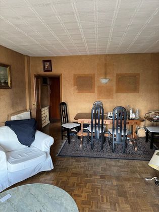Foto 2 de Pis en venda a calle Corbeta de 3 habitacions amb garatge i jardí